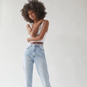 urban outfitters // bdg mom light acid wash jeans nwot